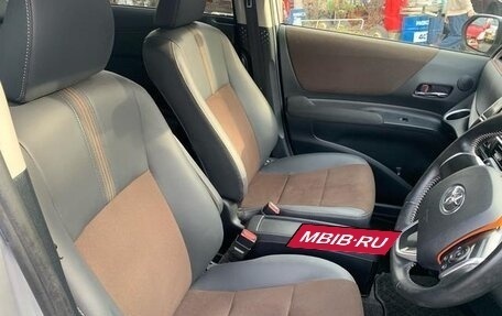Toyota Sienta II, 2019 год, 1 300 000 рублей, 9 фотография