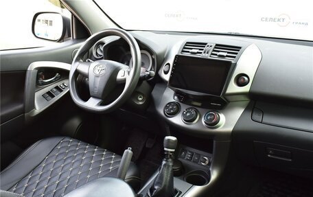 Toyota RAV4, 2010 год, 1 689 000 рублей, 5 фотография