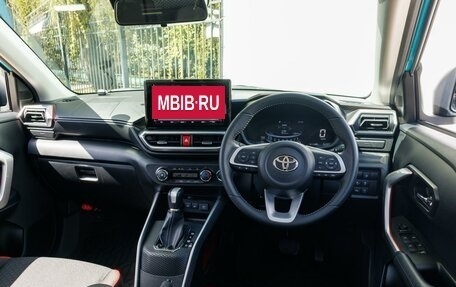 Toyota Raize I, 2020 год, 2 100 000 рублей, 14 фотография