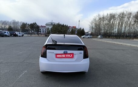 Toyota Prius, 2013 год, 1 200 000 рублей, 4 фотография