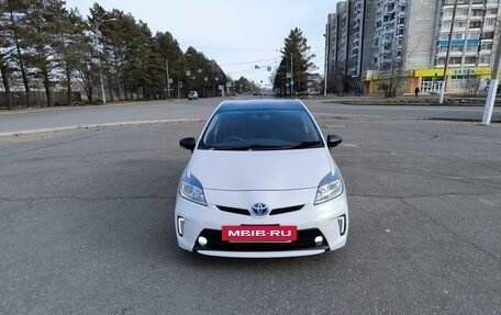 Toyota Prius, 2013 год, 1 200 000 рублей, 8 фотография