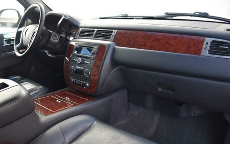 Chevrolet Tahoe III, 2012 год, 2 200 000 рублей, 9 фотография