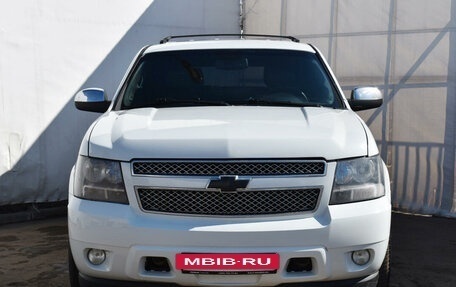 Chevrolet Tahoe III, 2012 год, 2 200 000 рублей, 2 фотография