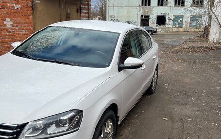 Volkswagen Passat B7, 2013 год, 1 050 000 рублей, 2 фотография
