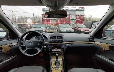 Mercedes-Benz E-Класс, 2008 год, 900 000 рублей, 10 фотография