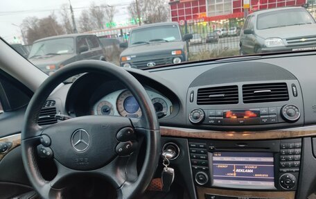 Mercedes-Benz E-Класс, 2008 год, 900 000 рублей, 14 фотография