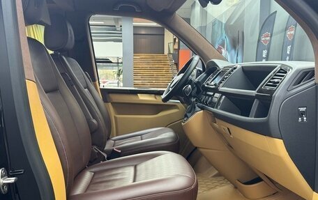 Volkswagen Caravelle T6 рестайлинг, 2019 год, 4 905 000 рублей, 10 фотография