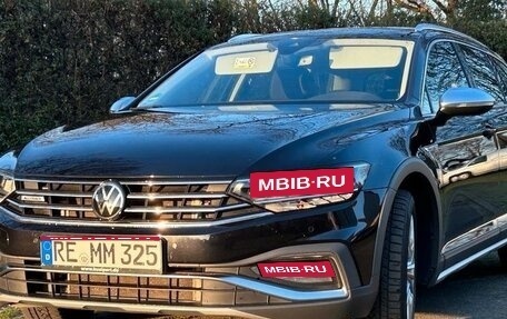 Volkswagen Passat B8 рестайлинг, 2021 год, 2 650 000 рублей, 1 фотография