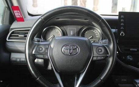 Toyota Camry, 2021 год, 3 050 000 рублей, 22 фотография