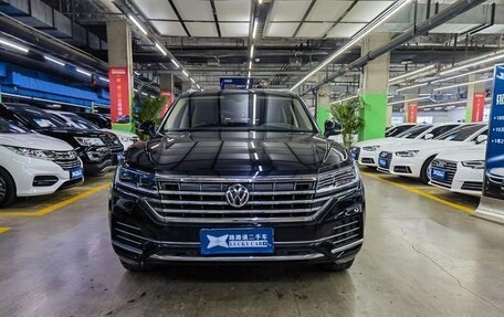 Volkswagen Touareg III, 2019 год, 5 250 000 рублей, 6 фотография