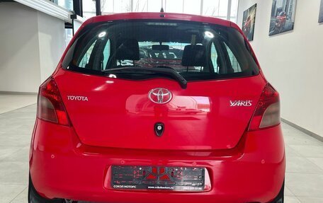 Toyota Yaris III рестайлинг, 2008 год, 749 900 рублей, 6 фотография