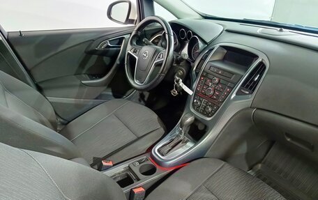 Opel Astra J, 2012 год, 825 000 рублей, 26 фотография