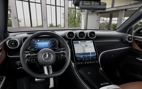 Mercedes-Benz GLC, 2023 год, 12 458 000 рублей, 2 фотография