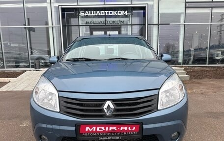 Renault Sandero I, 2011 год, 799 000 рублей, 2 фотография