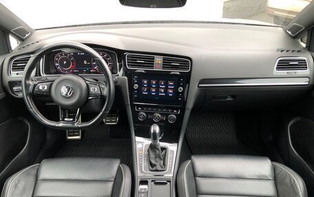 Volkswagen Golf R VII, 2019 год, 3 755 900 рублей, 7 фотография