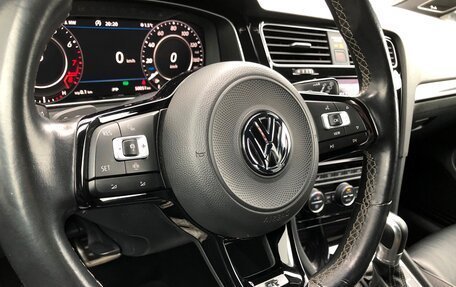 Volkswagen Golf R VII, 2019 год, 3 755 900 рублей, 20 фотография