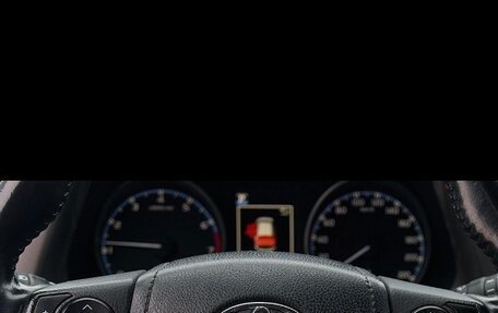 Toyota RAV4, 2017 год, 2 570 000 рублей, 6 фотография