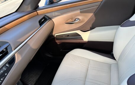 Lexus ES VII, 2019 год, 3 500 000 рублей, 8 фотография