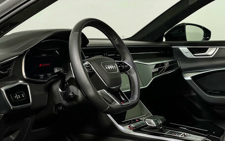 Audi RS 6, 2022 год, 18 800 000 рублей, 13 фотография