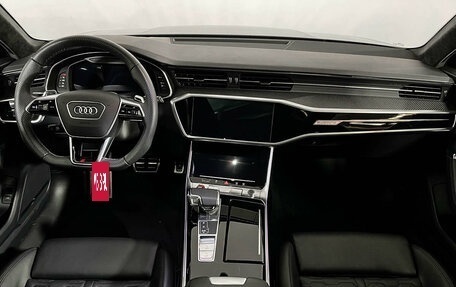 Audi RS 6, 2022 год, 18 800 000 рублей, 12 фотография
