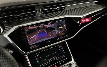 Audi RS 6, 2022 год, 18 800 000 рублей, 15 фотография