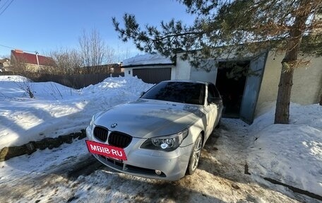 BMW 5 серия, 2004 год, 880 000 рублей, 14 фотография