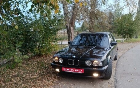BMW 5 серия, 1988 год, 730 000 рублей, 13 фотография