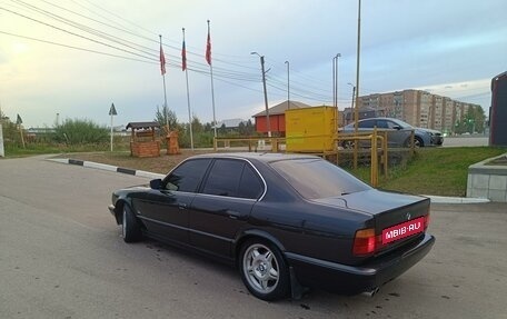 BMW 5 серия, 1988 год, 730 000 рублей, 11 фотография