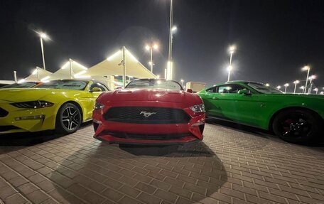 Ford Mustang VI рестайлинг, 2020 год, 2 999 000 рублей, 8 фотография