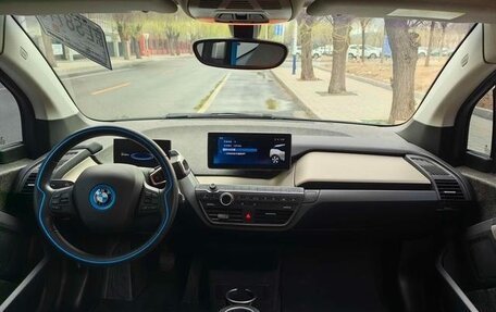 BMW i3 I01 рестайлинг, 2019 год, 3 218 000 рублей, 7 фотография