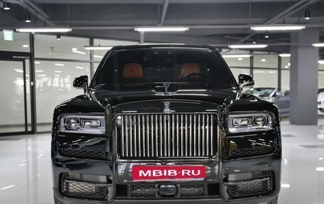 Rolls-Royce Cullinan, 2023 год, 91 172 000 рублей, 2 фотография