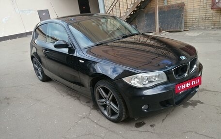 BMW 1 серия, 2008 год, 890 000 рублей, 14 фотография