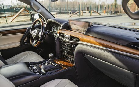 Lexus LX III, 2016 год, 8 700 000 рублей, 20 фотография