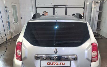 Renault Duster I рестайлинг, 2014 год, 700 000 рублей, 2 фотография