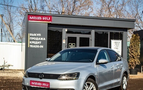 Volkswagen Jetta VI, 2013 год, 1 099 000 рублей, 1 фотография
