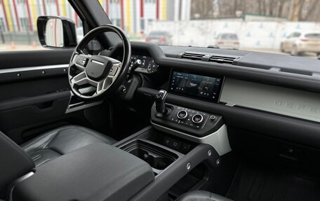 Land Rover Defender II, 2021 год, 5 950 000 рублей, 26 фотография