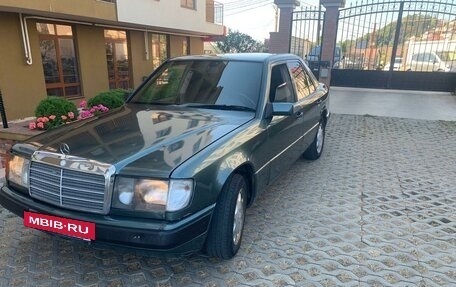 Mercedes-Benz E-Класс, 1992 год, 172 000 рублей, 5 фотография