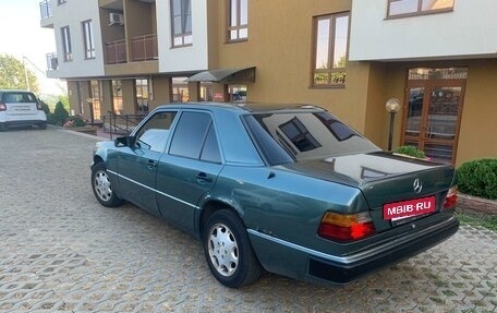 Mercedes-Benz E-Класс, 1992 год, 172 000 рублей, 10 фотография