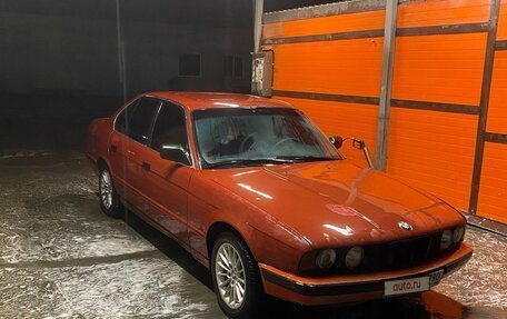 BMW 5 серия, 1992 год, 169 999 рублей, 6 фотография