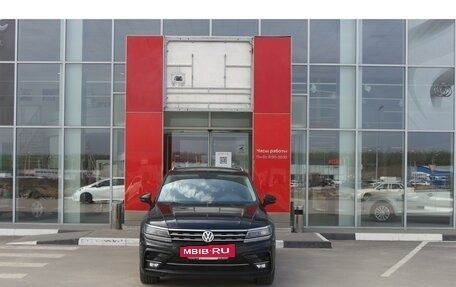 Volkswagen Tiguan II, 2020 год, 3 520 000 рублей, 2 фотография