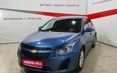 Chevrolet Cruze II, 2013 год, 860 000 рублей, 3 фотография