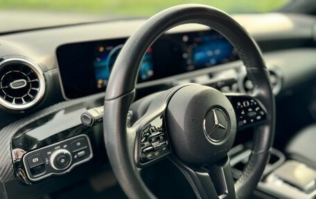 Mercedes-Benz A-Класс, 2018 год, 2 625 000 рублей, 9 фотография