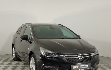 Opel Astra K, 2018 год, 1 550 000 рублей, 3 фотография