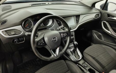 Opel Astra K, 2018 год, 1 550 000 рублей, 14 фотография