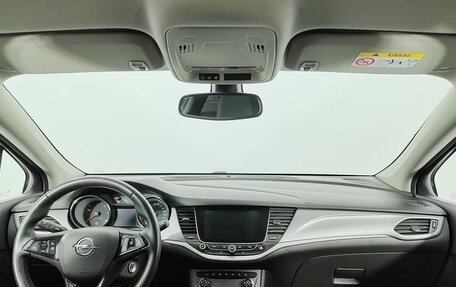 Opel Astra K, 2018 год, 1 550 000 рублей, 16 фотография