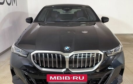 BMW 5 серия, 2023 год, 10 900 000 рублей, 5 фотография