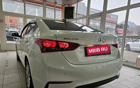 Hyundai Solaris II рестайлинг, 2018 год, 1 899 999 рублей, 8 фотография