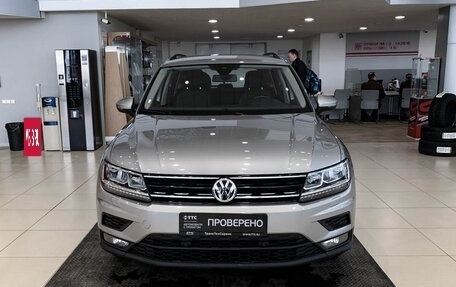 Volkswagen Tiguan II, 2020 год, 2 630 000 рублей, 2 фотография