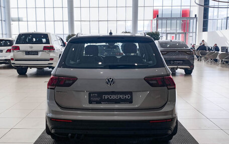 Volkswagen Tiguan II, 2020 год, 2 630 000 рублей, 6 фотография