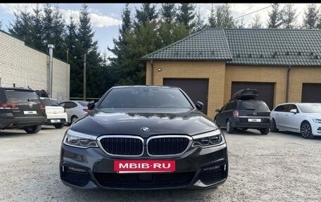 BMW 5 серия, 2019 год, 4 550 000 рублей, 2 фотография